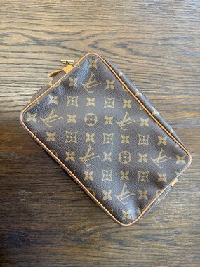 Louis Vuitton Monogram Compiegne 23 Clutch